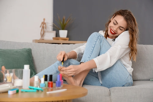 The Nail Polish Sharing Dilemma: Hidden Infection Risks & Safe Alternatives